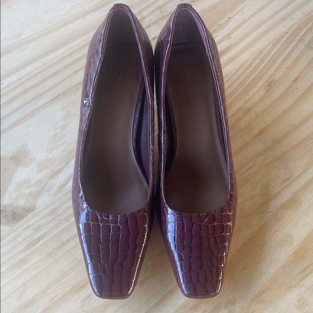 Donald J. Pliner Burgundy Croc-Embossed Flats